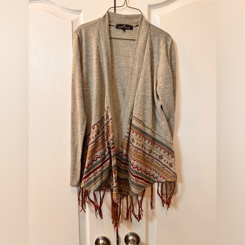 Sweater with fringe